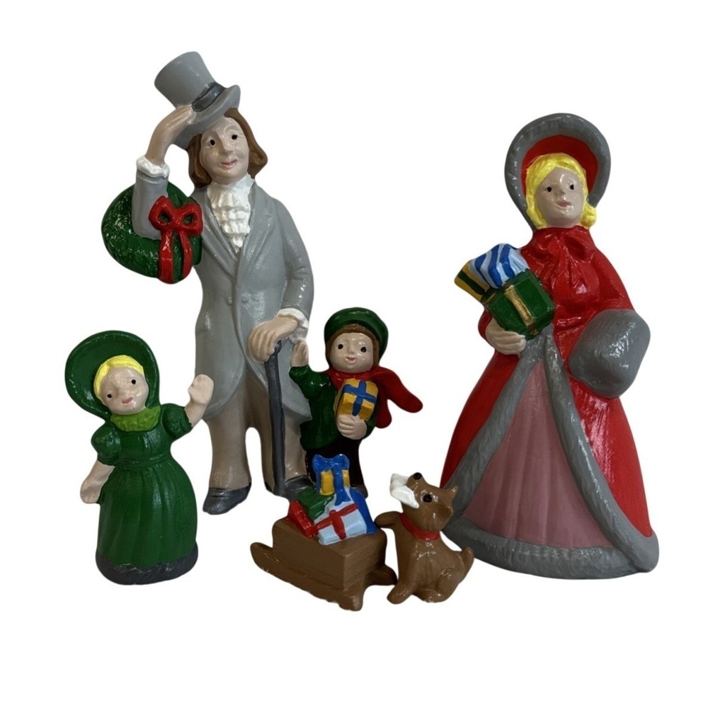 Vintage‎ Christmas Village Figurine Set Victorian Family Carolers 5 Piece